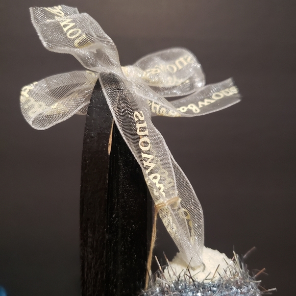 Dept 56 Snow Dream Little Angel Ornament 2011 w/ Original Box - Picture 4 of 6